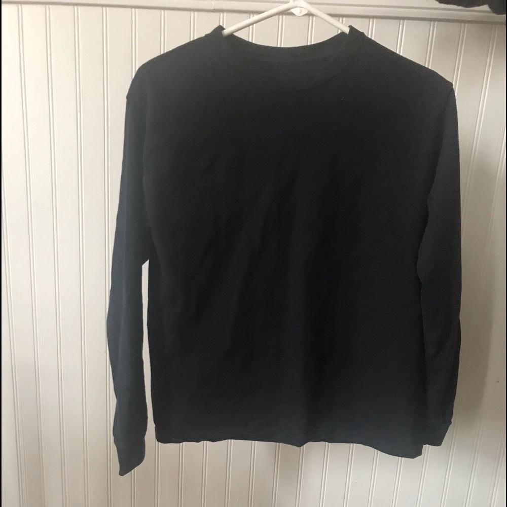 Long sleeve black shirt